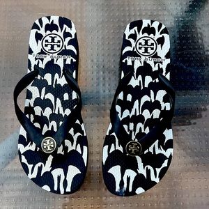 Tory Burch Enamel Wedge Flip Flop Sandal - Black and White - Size 8